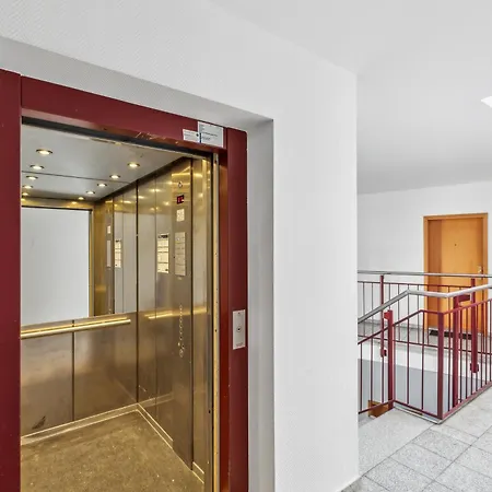 Apartment Stylisches City-apartment Zentral Am Hasselbachplatz *