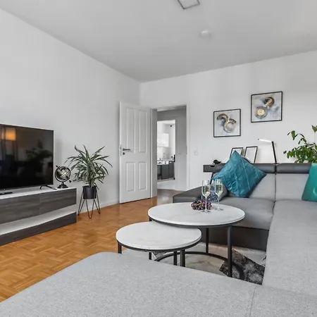 شقة Modernes City-apartment Zentral Am Hasselbachplatz ماغديبورغ