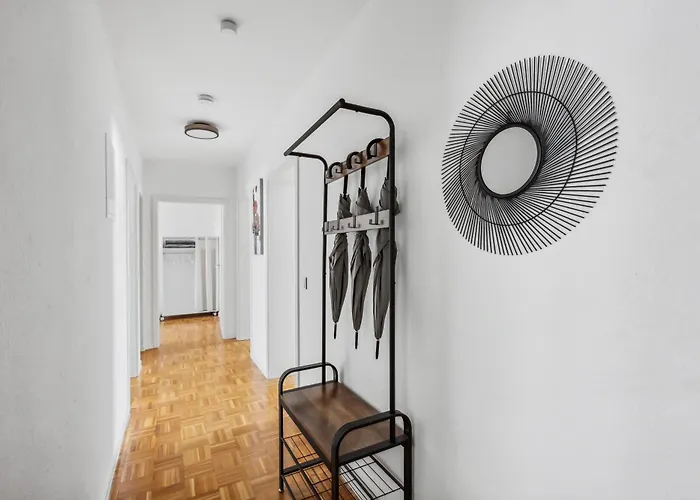 Modernes City-apartment Zentral Am Hasselbachplatz